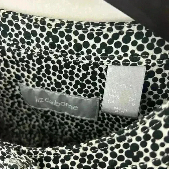 Liz Claiborne Long Sleeve Blouse Black and White Print Button Down Top - Picture 5 of 8